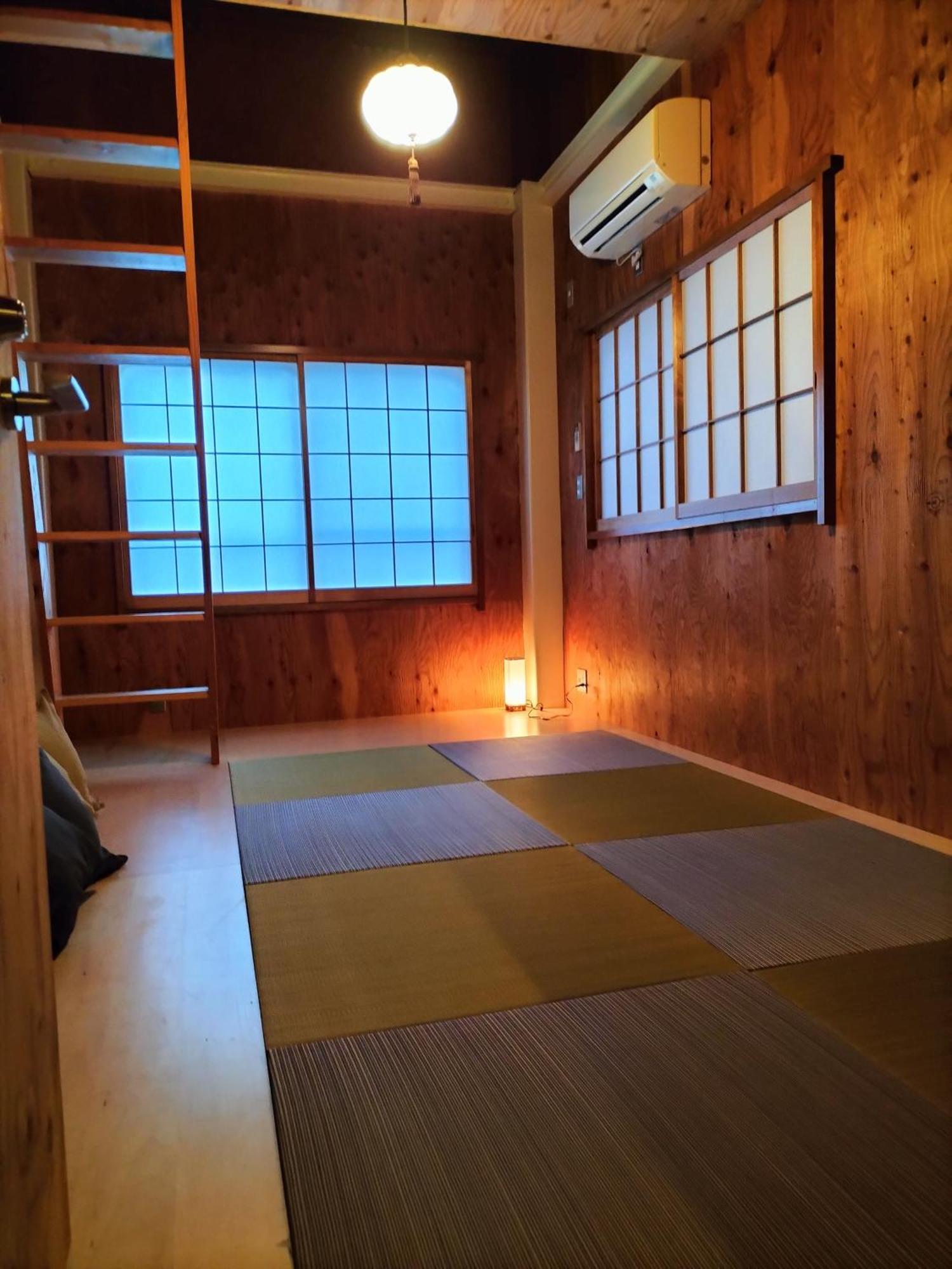 Vacation"Ninja"House Secretbase Near Asakusa Токио Екстериор снимка